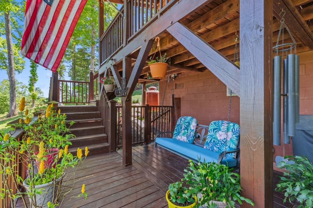 1055 Carolina Fox Circle, Murphy NC 28906 - Photo