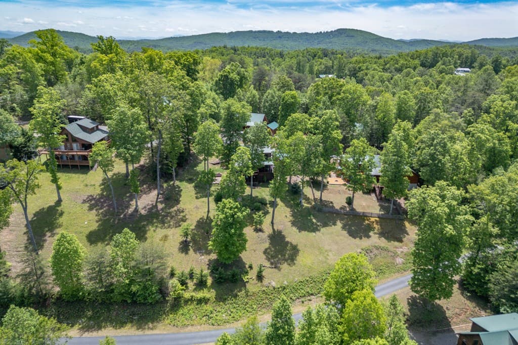 1055 Carolina Fox Circle, Murphy NC 28906 - Photo