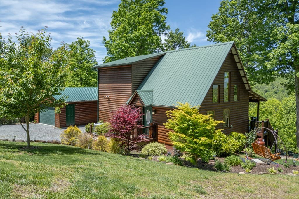 1055 Carolina Fox Circle, Murphy NC 28906 - Photo