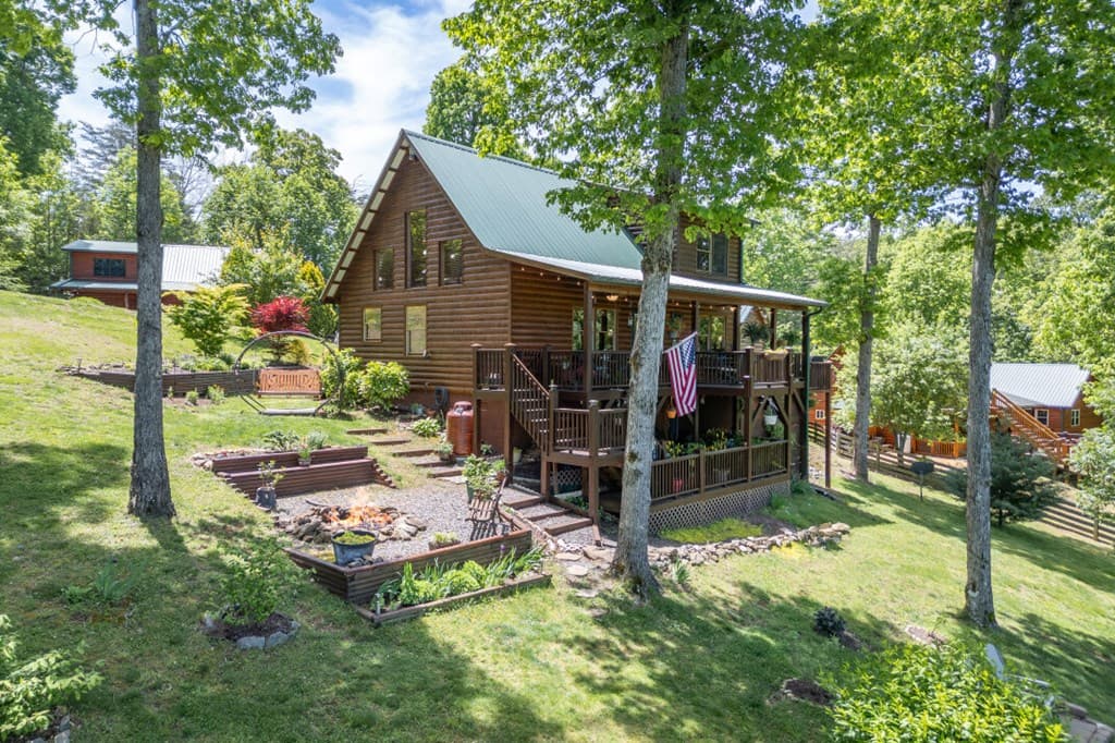 1055 Carolina Fox Circle, Murphy NC 28906 - Photo