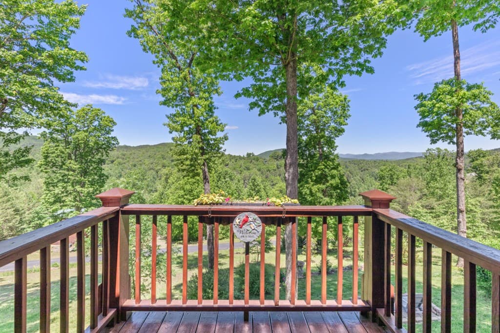 1055 Carolina Fox Circle, Murphy NC 28906 - Photo