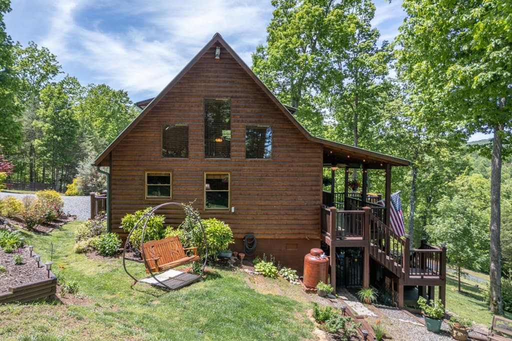 1055 Carolina Fox Circle, Murphy NC 28906 - Photo