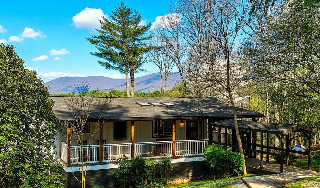 361 Rising Star Road, Ellijay GA 30536 - Primary photo