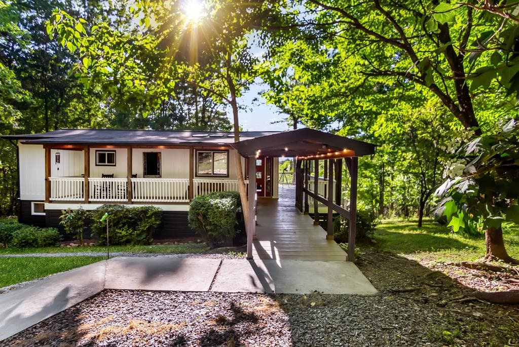361 Rising Star Road, Ellijay GA 30536 - Photo