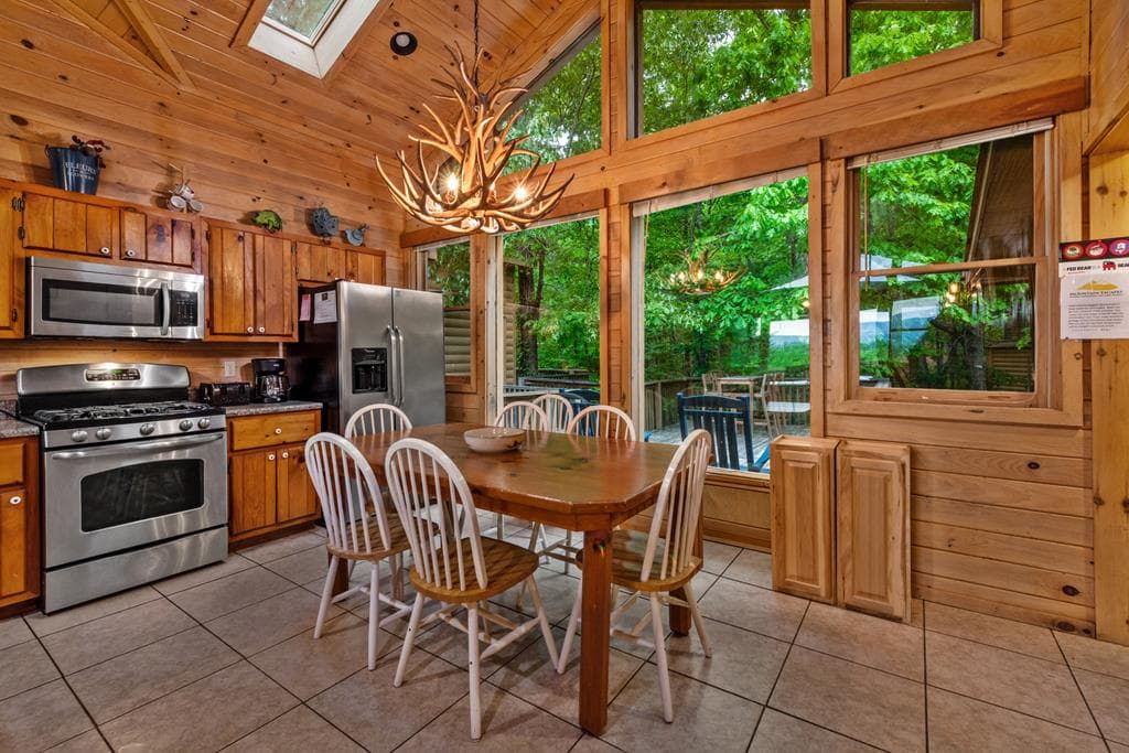 28 Hawkeye Ridge, Blue Ridge GA 30513 - Photo