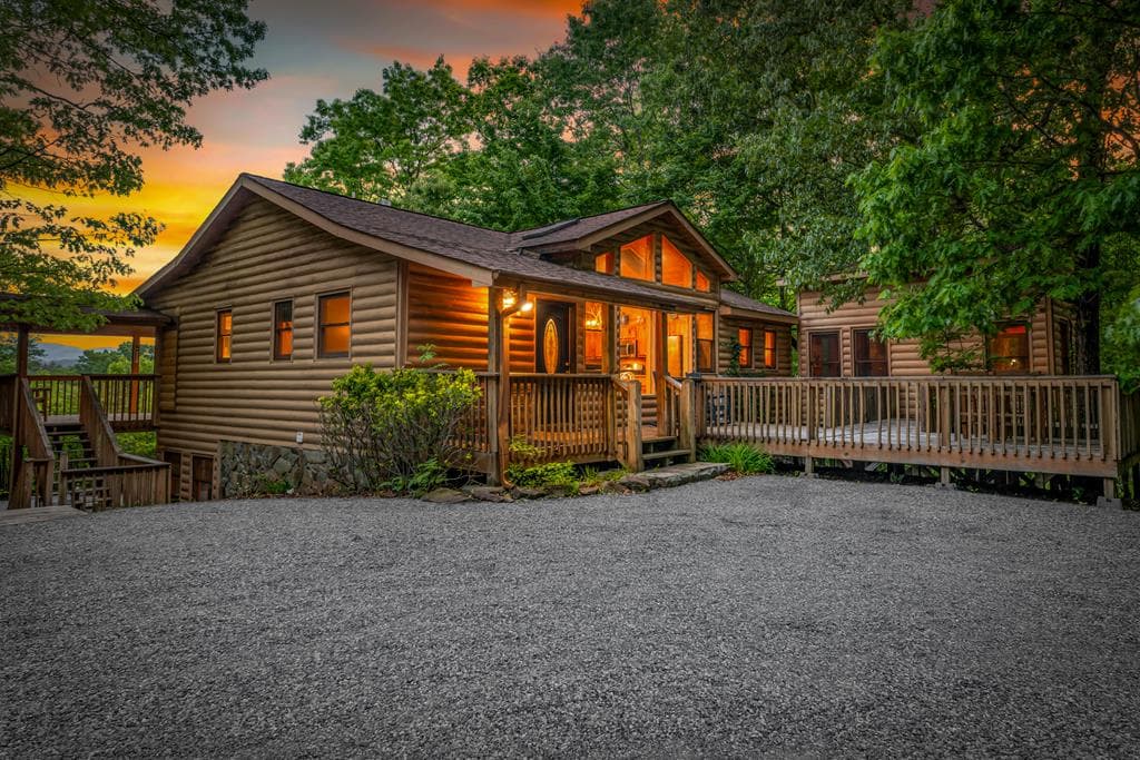28 Hawkeye Ridge, Blue Ridge GA 30513 - Photo