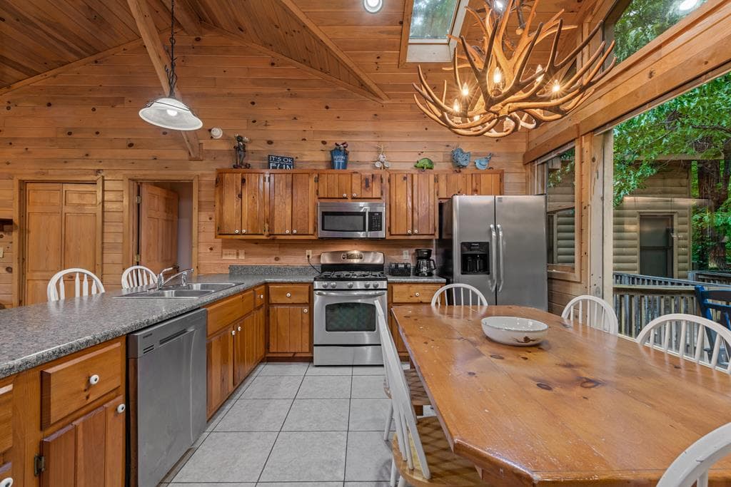 28 Hawkeye Ridge, Blue Ridge GA 30513 - Photo