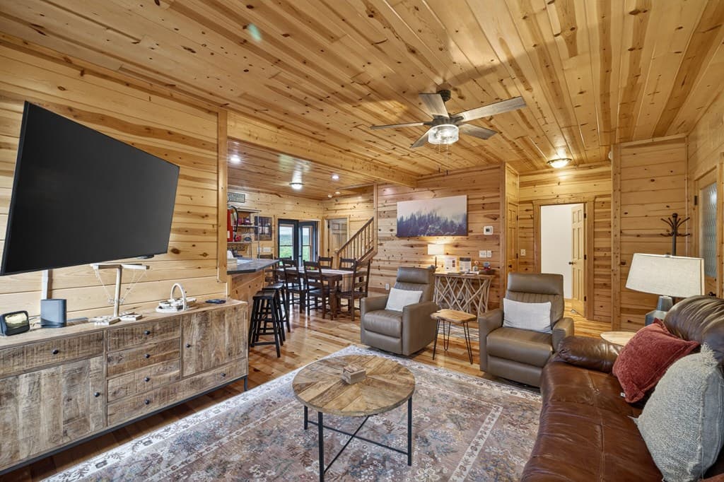 170 Wildwood Court, Ellijay GA 30540 - Photo