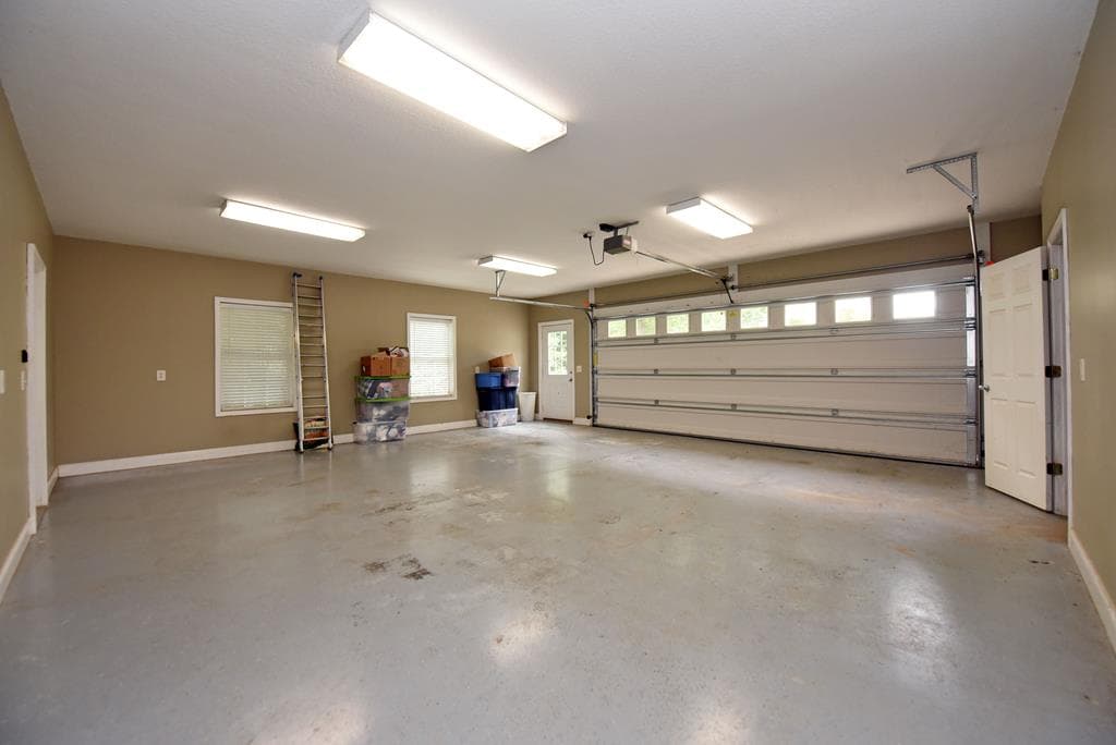 210 Longview Drive W, Blairsville GA 30512 - Photo