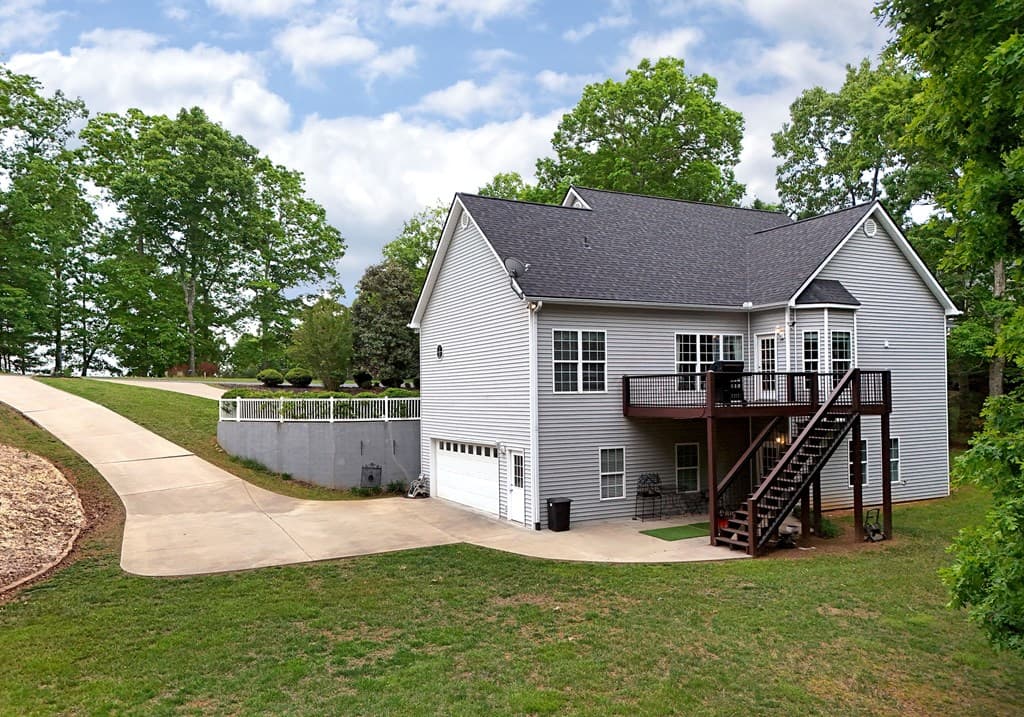 210 Longview Drive W, Blairsville GA 30512 - Photo