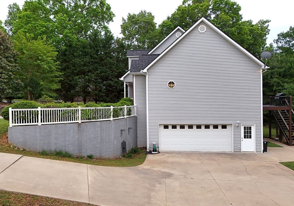 210 Longview Drive W, Blairsville GA 30512 - Photo