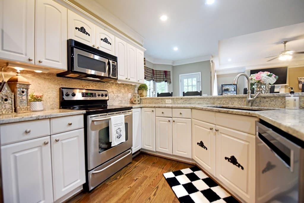 210 Longview Drive W, Blairsville GA 30512 - Photo
