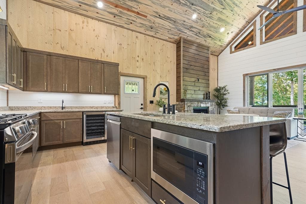 148 Virginia Drive, Blue Ridge GA 30513 - Photo