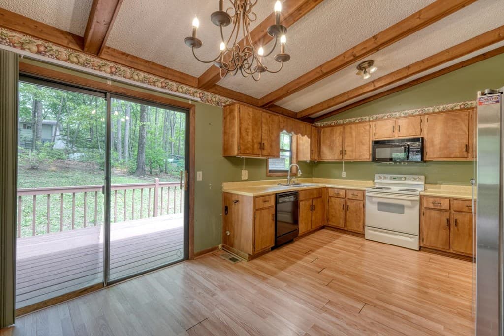 496 Forest Circle, Blairsville GA 30512 - Photo