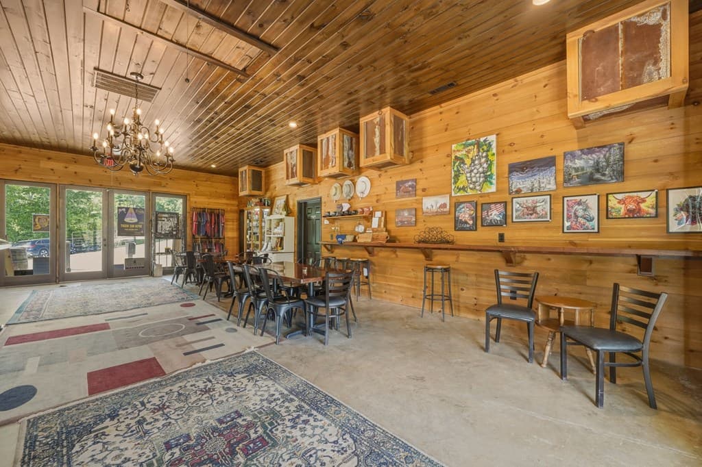 2317 Hwy 382, Ellijay GA 30540 - Photo