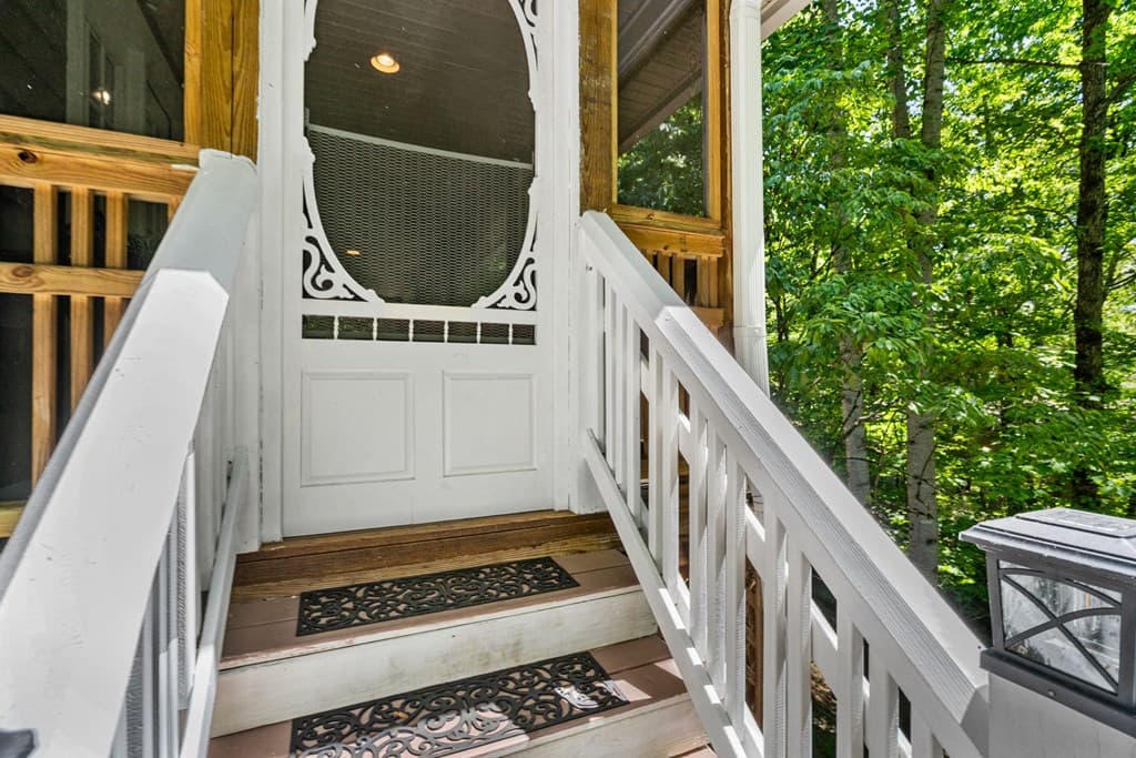 2102 Pooh Corner, Hiawassee GA 30546 - Photo
