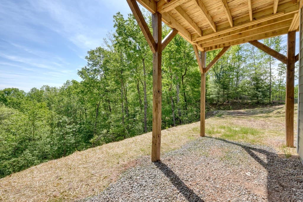 296 Peaks Drive, Hayesville NC 28904 - Photo