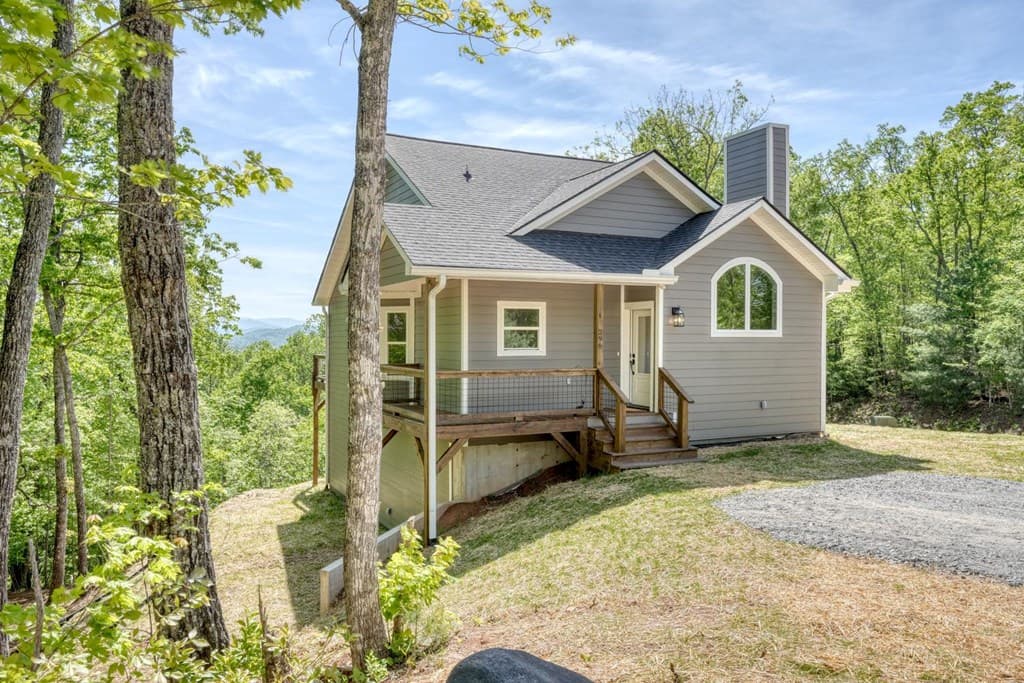 296 Peaks Drive, Hayesville NC 28904 - Photo