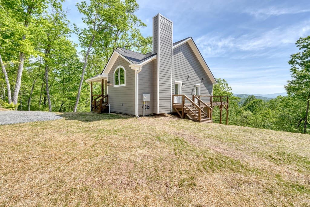 296 Peaks Drive, Hayesville NC 28904 - Photo