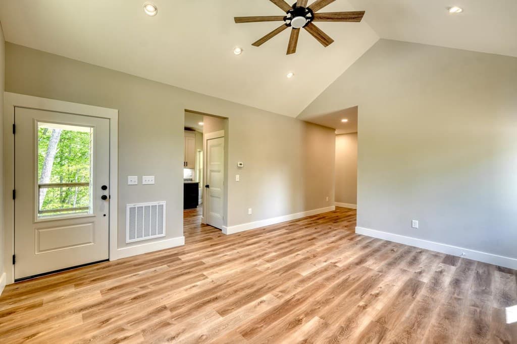 296 Peaks Drive, Hayesville NC 28904 - Photo