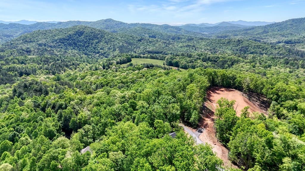 296 Peaks Drive, Hayesville NC 28904 - Photo