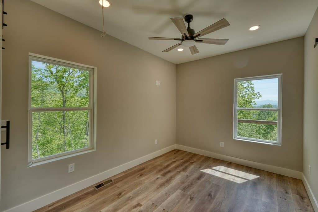296 Peaks Drive, Hayesville NC 28904 - Photo