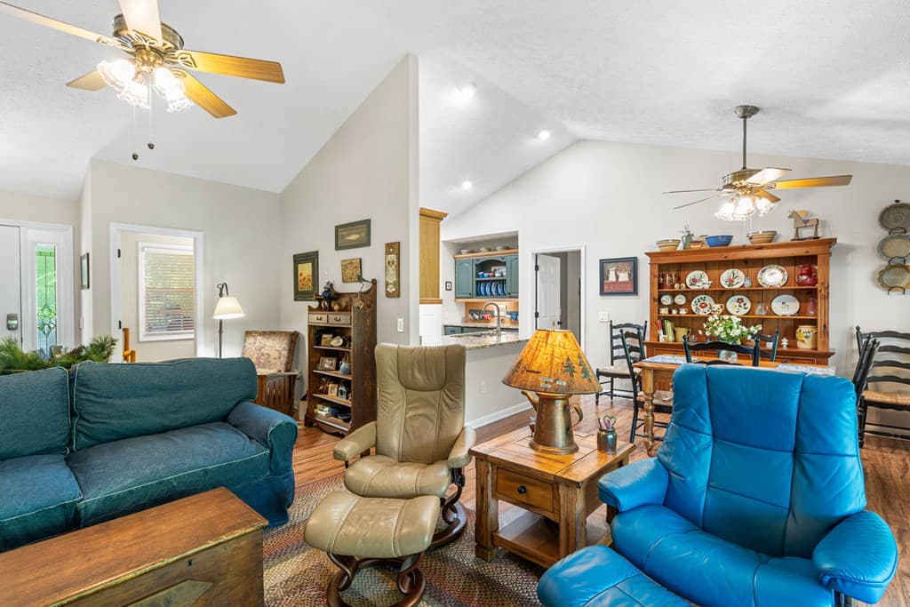 450 Longview Drive, Hiawassee GA 30546 - Photo