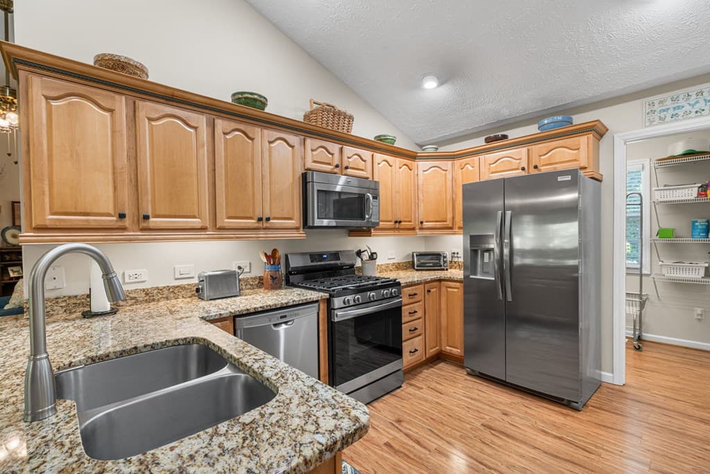 450 Longview Drive, Hiawassee GA 30546 - Photo