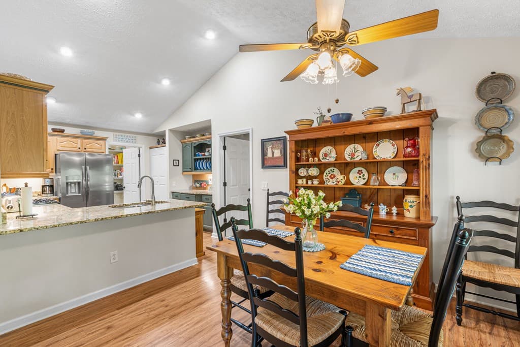 450 Longview Drive, Hiawassee GA 30546 - Photo