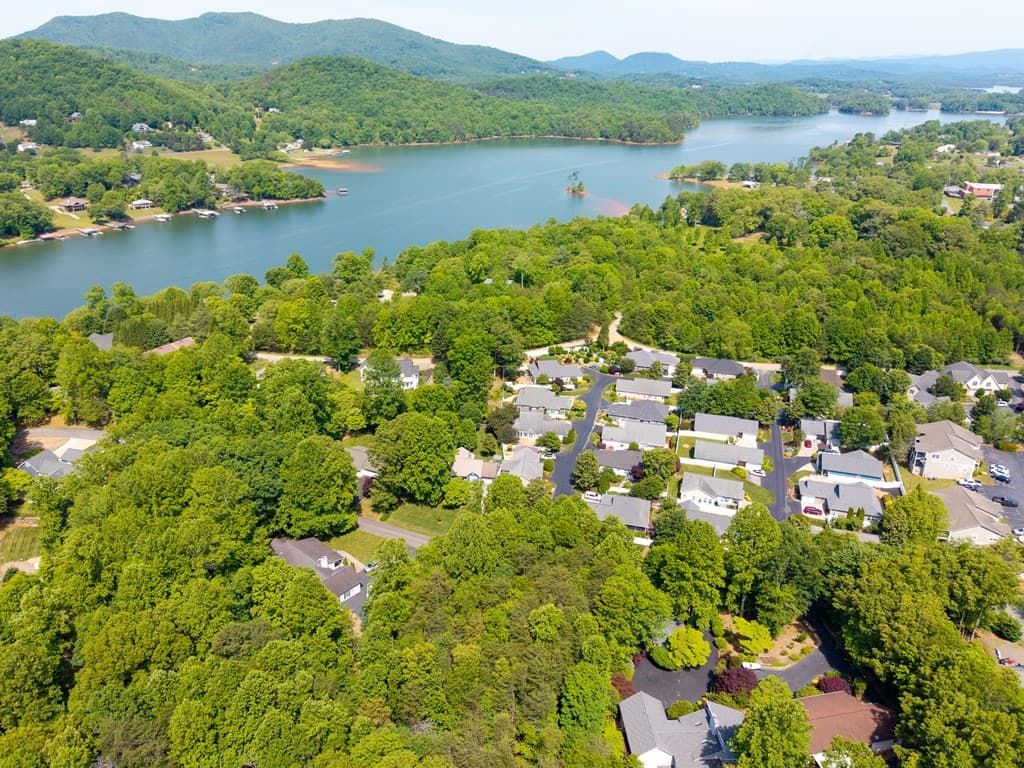 450 Longview Drive, Hiawassee GA 30546 - Photo