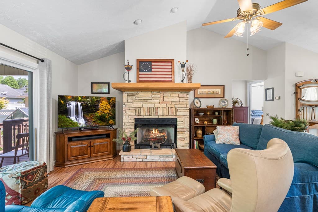 450 Longview Drive, Hiawassee GA 30546 - Photo