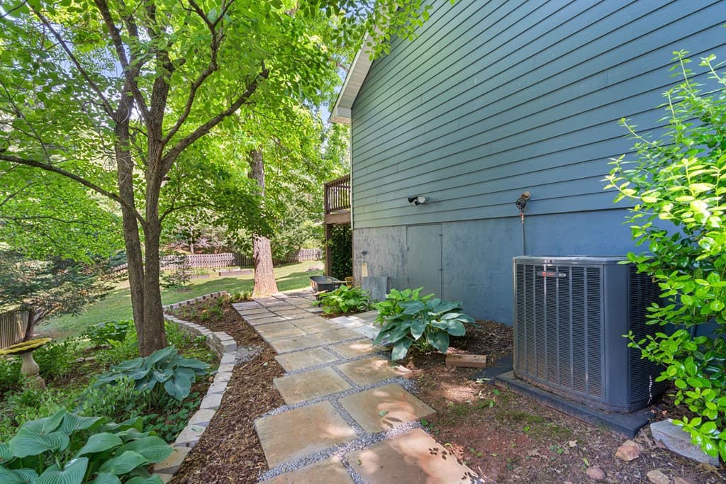 450 Longview Drive, Hiawassee GA 30546 - Photo