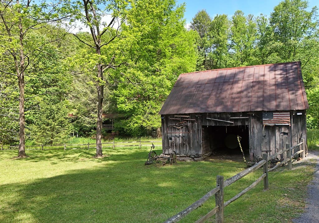 13111 Big Creek Road, Cherry Log GA 30522 - Photo