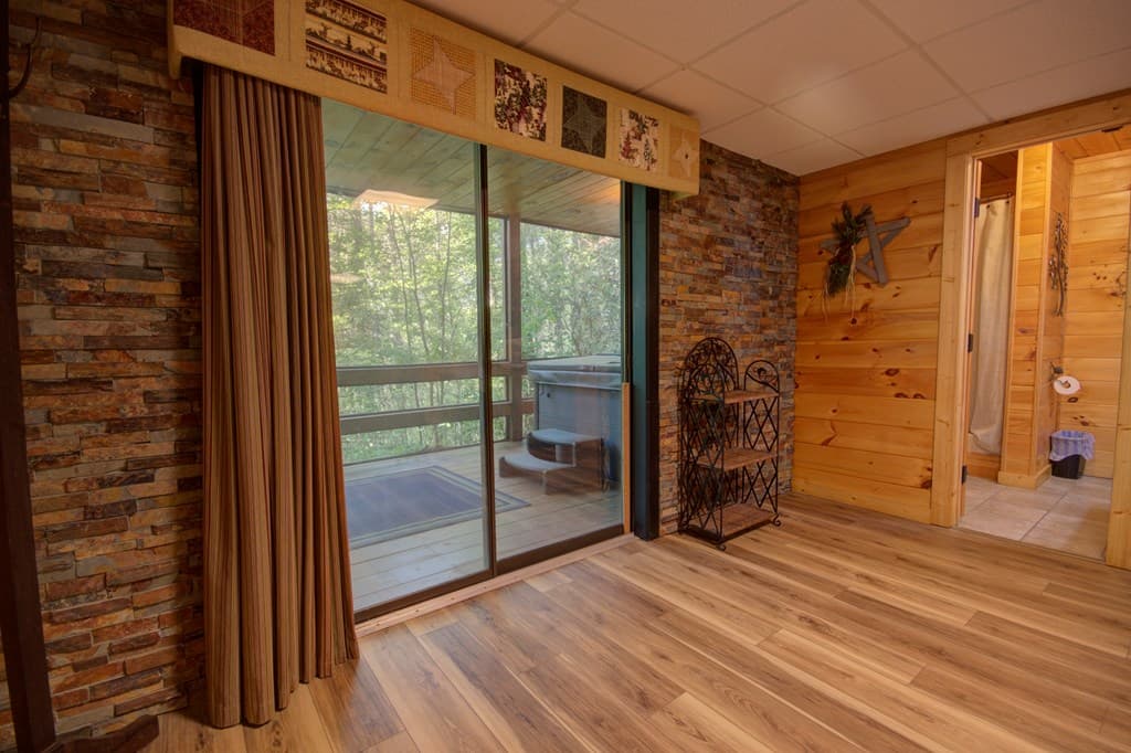 218 Bench Leg Road, Mineral Bluff GA 30559 - Photo