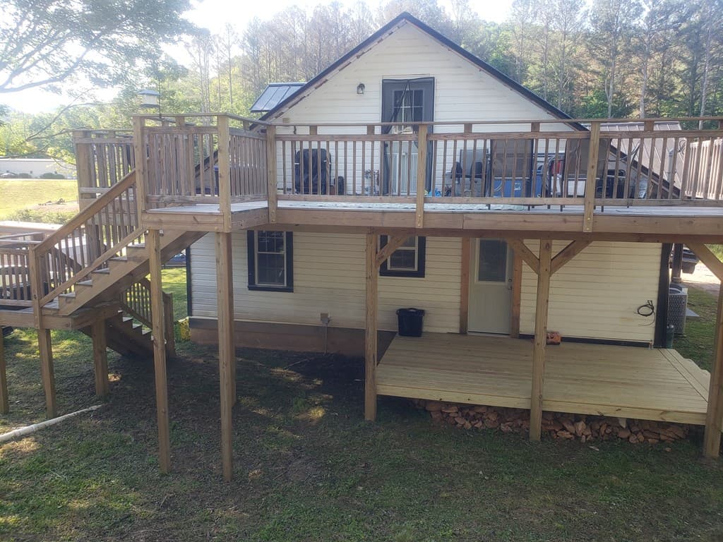 5842 Us Hwy 64 W, Brasstown NC 28902 - Photo