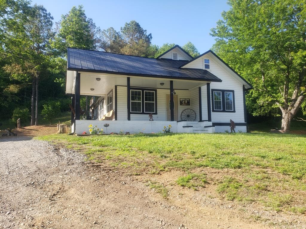 5842 Us Hwy 64 W, Brasstown NC 28902 - Photo
