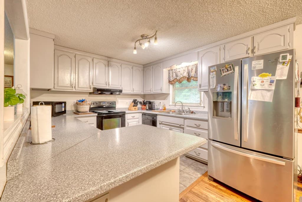 1568 Carlvin Road, Hiawassee GA 30546 - Photo