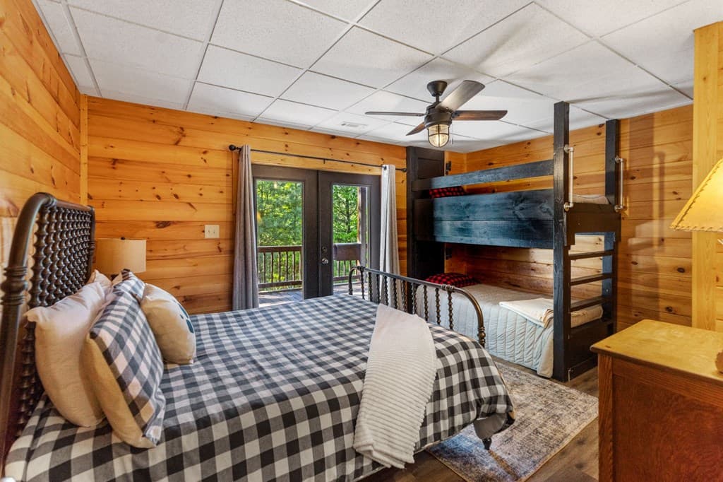 98 Toccoa Overlook Drive, Blue Ridge GA 30513 - Photo