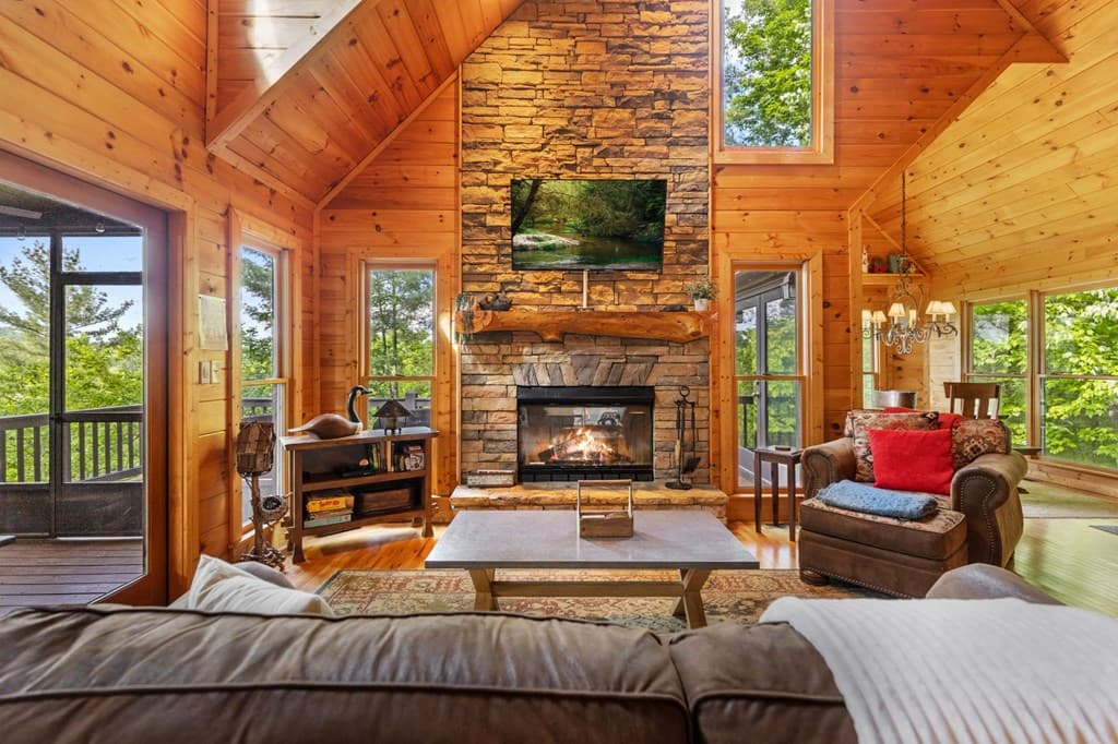 98 Toccoa Overlook Drive, Blue Ridge GA 30513 - Photo