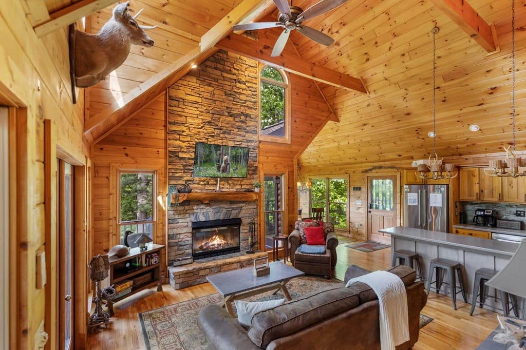 98 Toccoa Overlook Drive, Blue Ridge GA 30513 - Photo