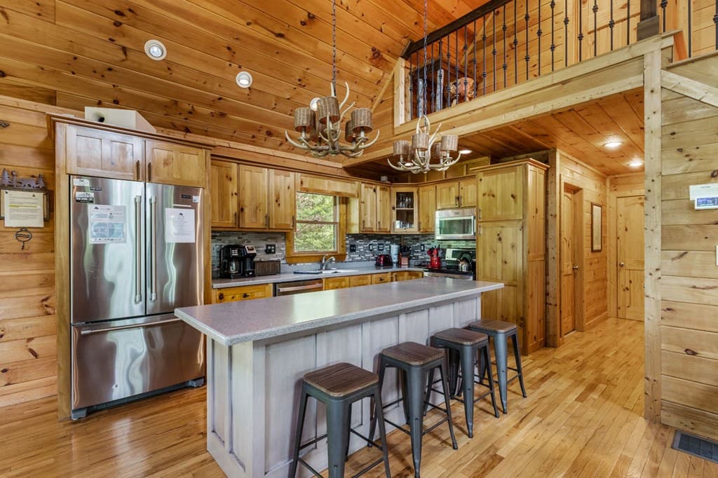 98 Toccoa Overlook Drive, Blue Ridge GA 30513 - Photo