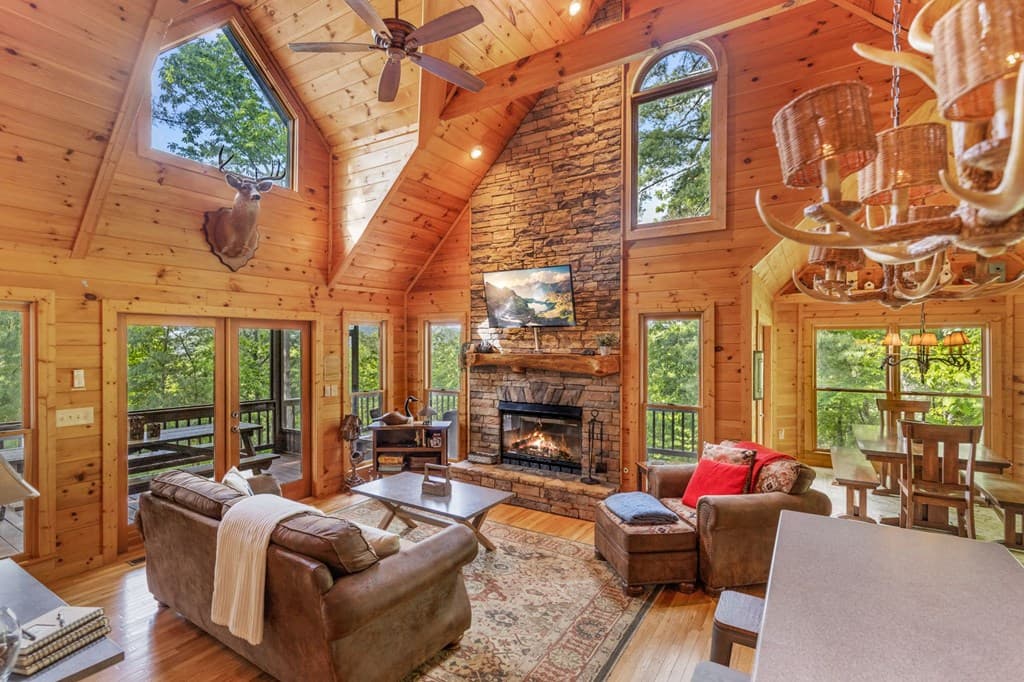 98 Toccoa Overlook Drive, Blue Ridge GA 30513 - Photo