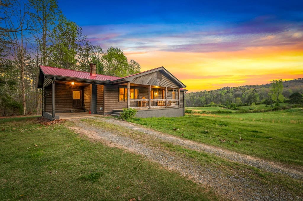 384 Maxwell Road, Blue Ridge GA 30513 - Photo