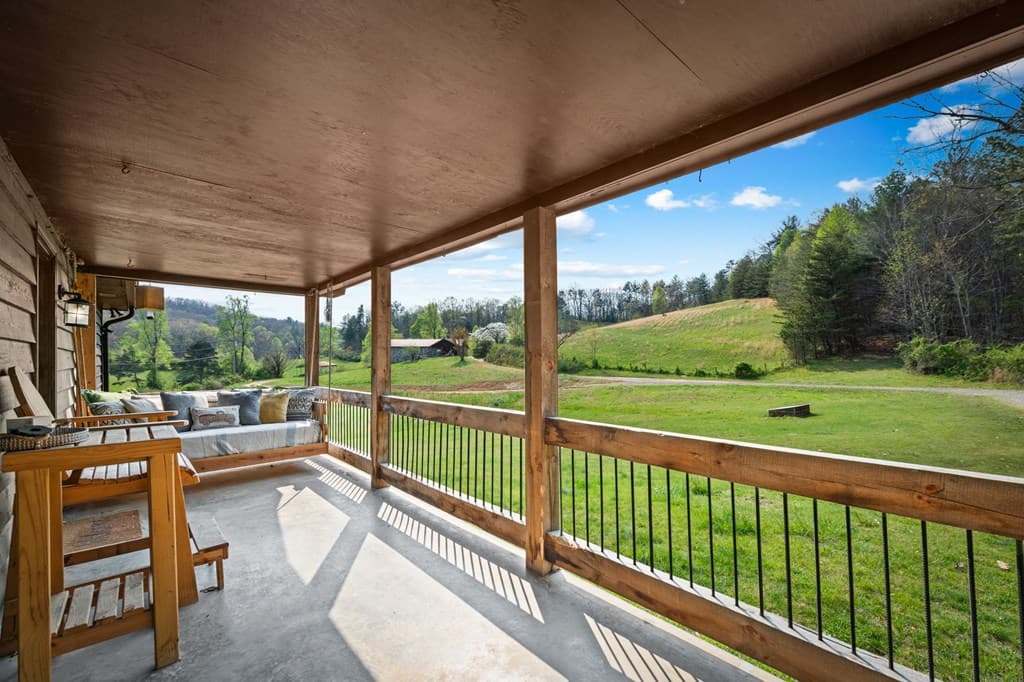 384 Maxwell Road, Blue Ridge GA 30513 - Photo
