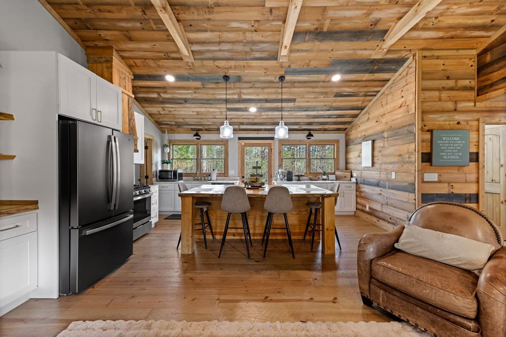 384 Maxwell Road, Blue Ridge GA 30513 - Photo