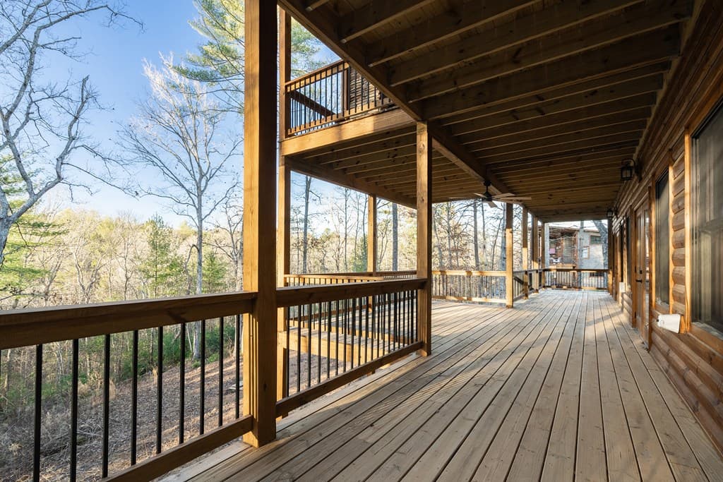 612 Kensington Drive, Mineral Bluff GA 30559 - Photo