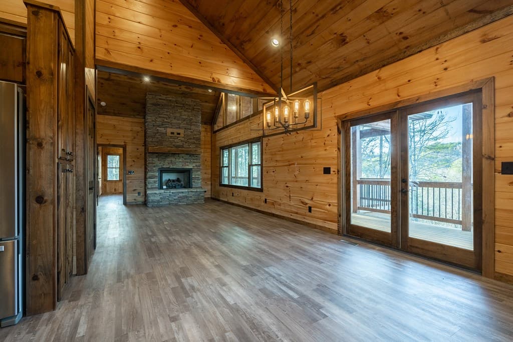 612 Kensington Drive, Mineral Bluff GA 30559 - Photo