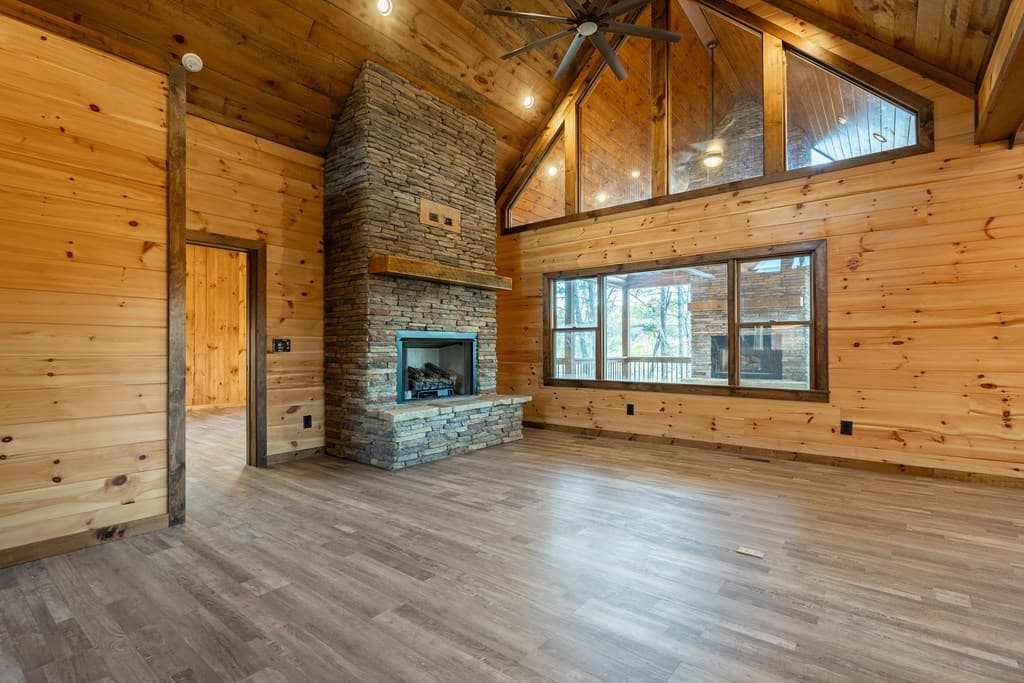 612 Kensington Drive, Mineral Bluff GA 30559 - Photo