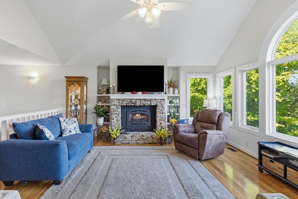 1925 Lakeview Summit Drive, Young Harris GA 30582 - Photo