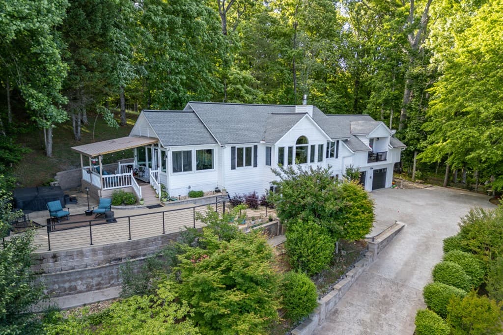 1925 Lakeview Summit Drive, Young Harris GA 30582 - Photo